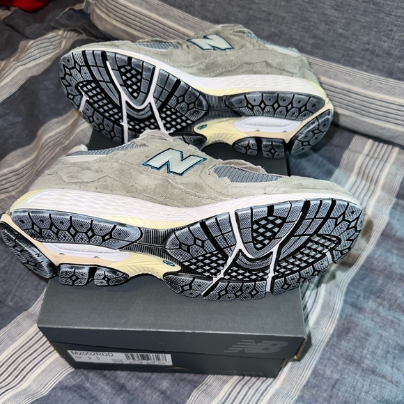 New Balance 2022 Protection Pack ‘Mirage Gray’ BRAND NEW Size 9 - Picture 2 of 8